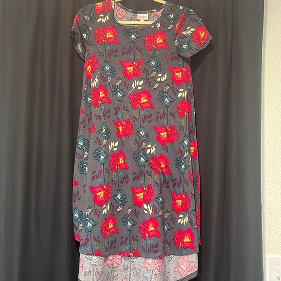 LuLaRoe Dresses & Skirts - Floral LulaRoe Dress